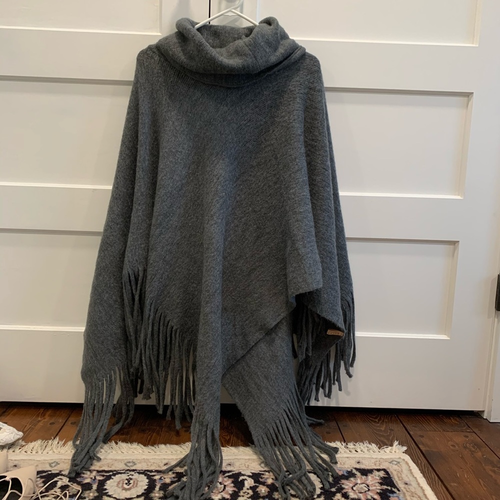 Gray knit poncho
